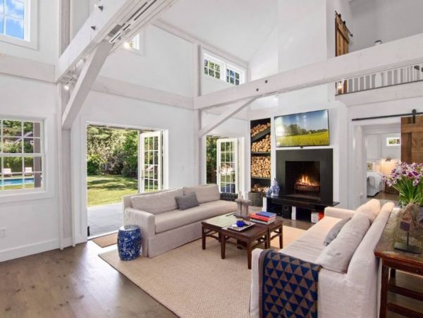 Hamptons Home 1020745
