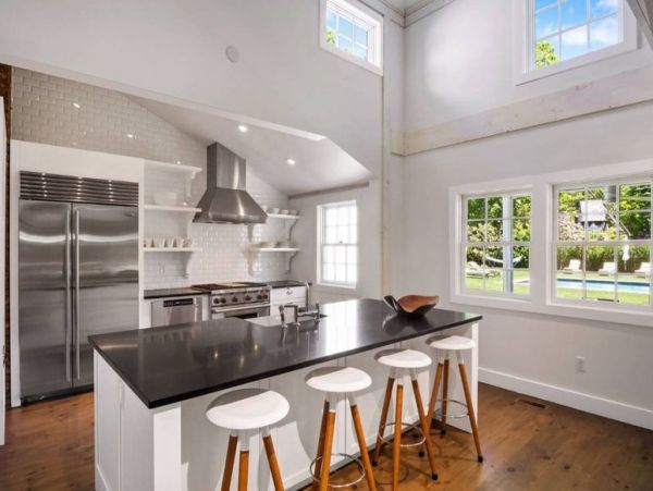 Hamptons Home 1020745