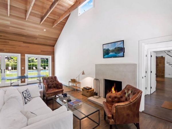 Hamptons Home 1020745