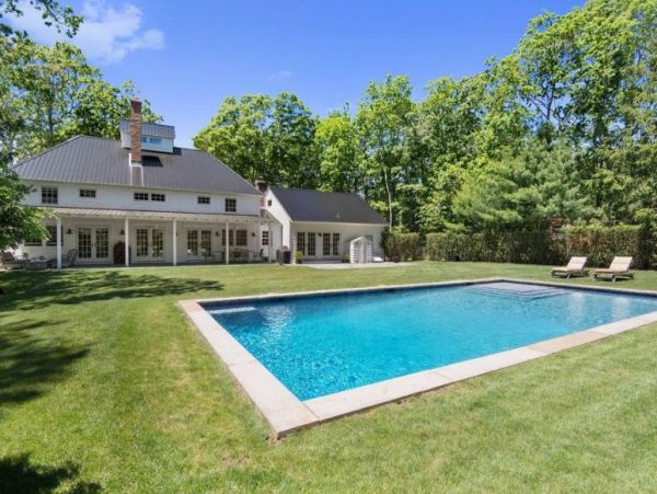 Hamptons Home 1020745