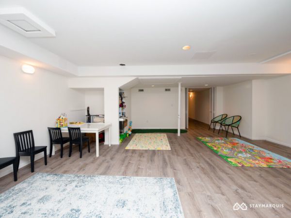 Hamptons Home 1020746