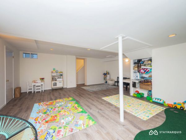 Hamptons Home 1020746