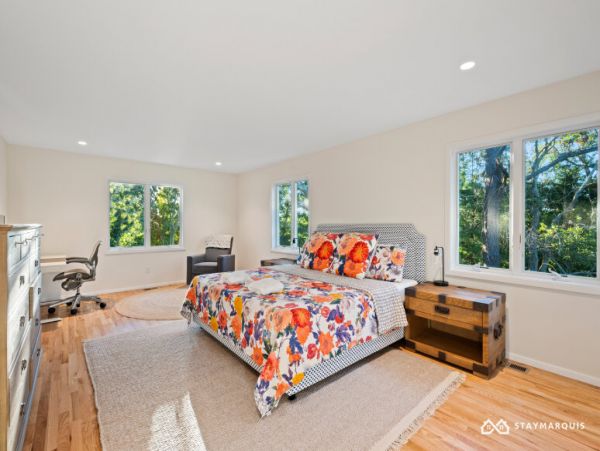 Hamptons Home 1020746