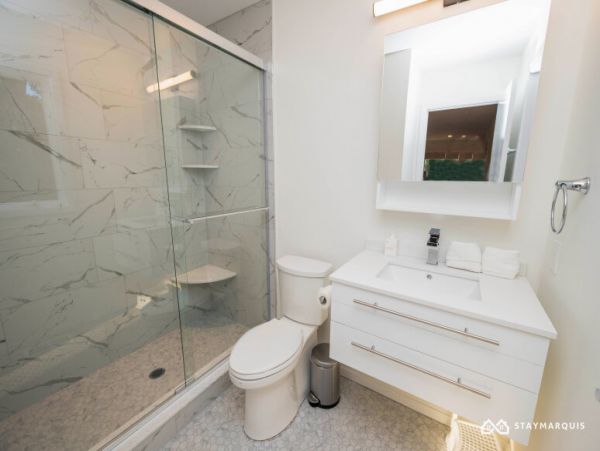 Hamptons Home 1020746