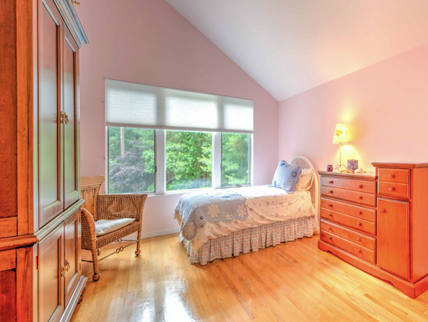 Luxurious  Hamptons Vacation Rental with 4 Bedrooms & Pool