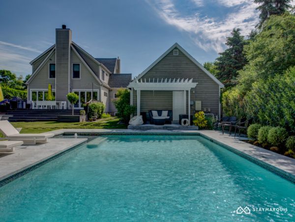 Hamptons Home 1020749