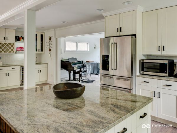 Hamptons Home 1020749