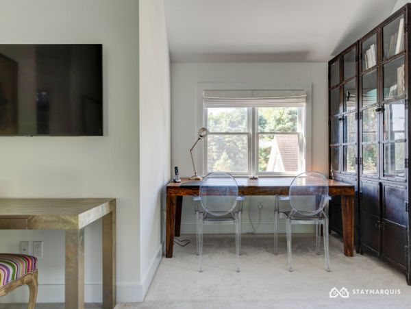 Hamptons Home 1020749