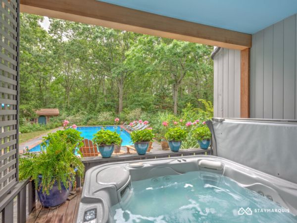 Hamptons Home 1020750