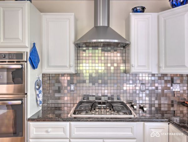 Hamptons Home 1020750