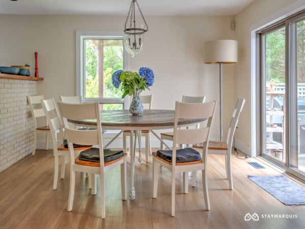 Hamptons Home 1020750