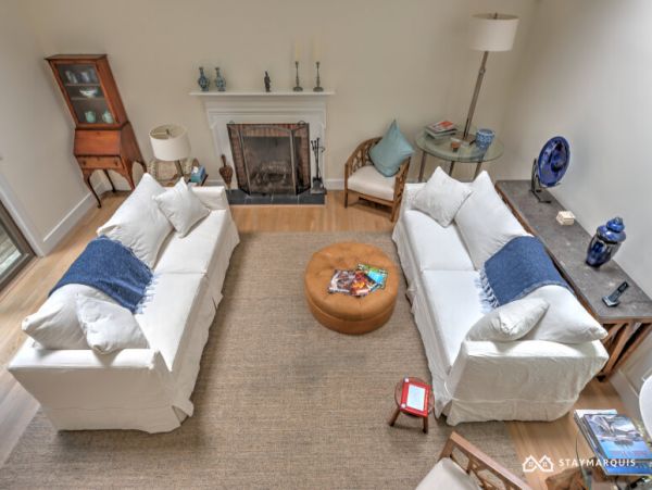 Hamptons Home 1020750