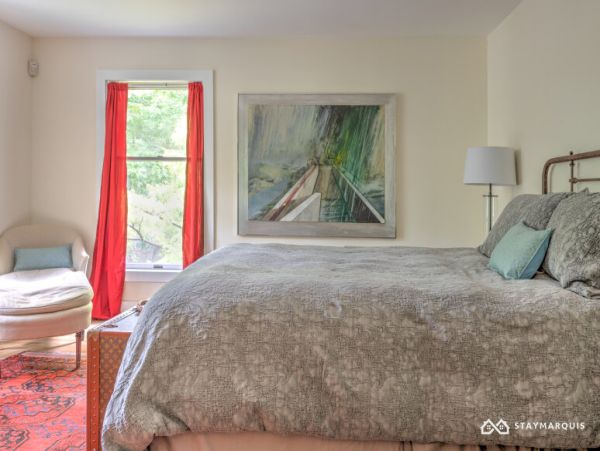 Hamptons Home 1020750