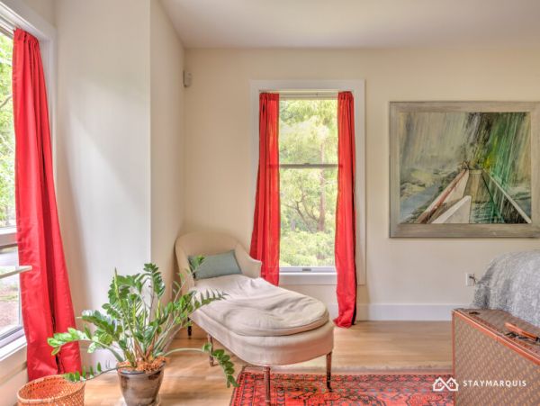 Hamptons Home 1020750
