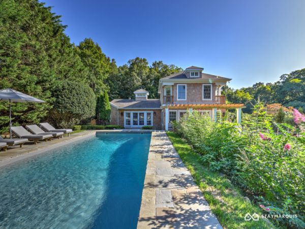 Hamptons Home 1020751