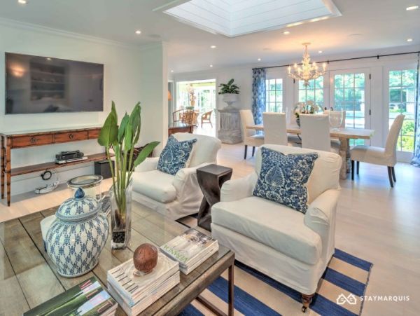Hamptons Home 1020751