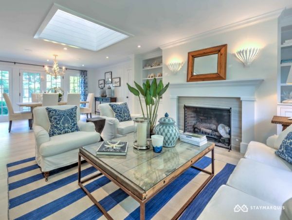 Hamptons Home 1020751