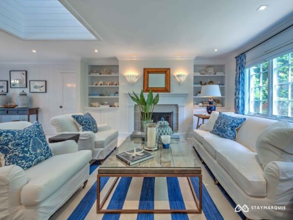 Hamptons Home 1020751
