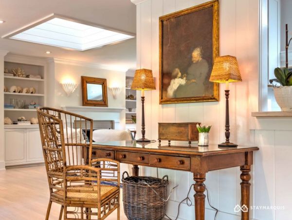 Hamptons Home 1020751