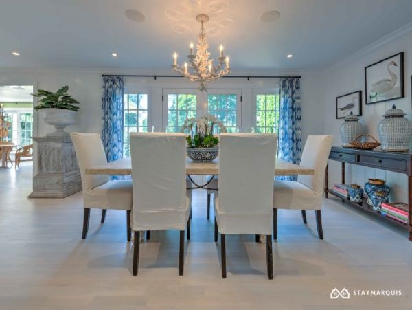 Hamptons Home 1020751