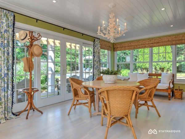 Hamptons Home 1020751