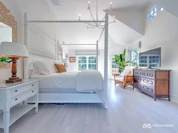 Hamptons Home 1020751