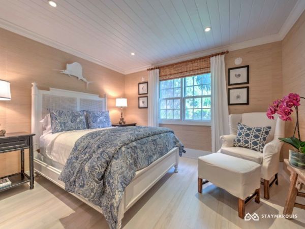 Hamptons Home 1020751