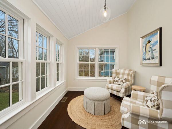 Hamptons Home 1020752