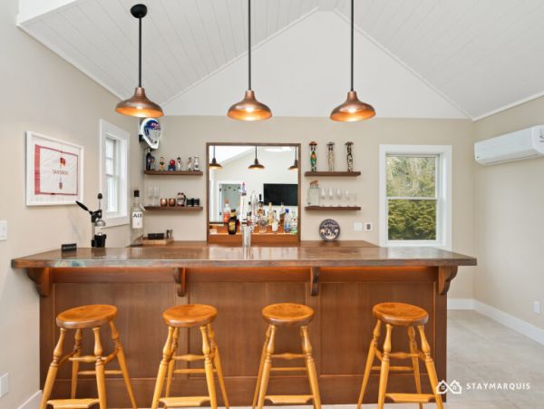 Hamptons Home 1020752