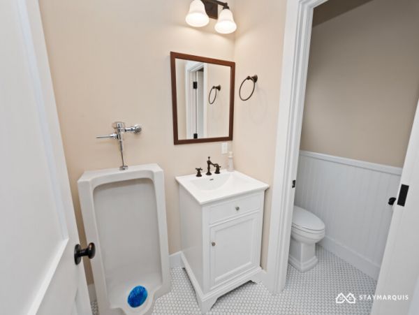 Hamptons Home 1020752