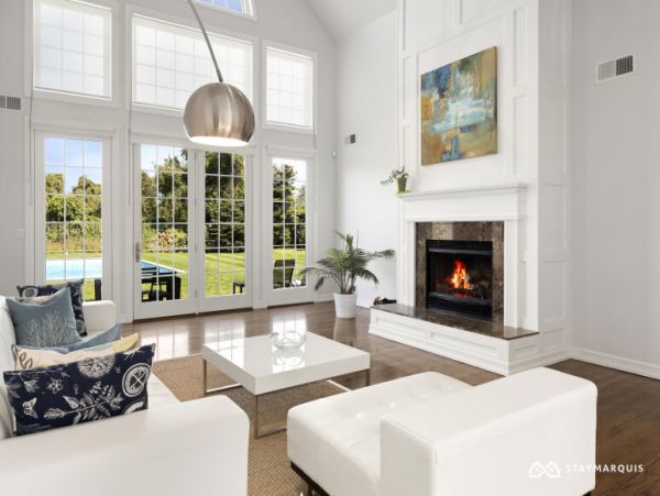 Hamptons Home 1020753