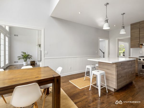 Hamptons Home 1020753