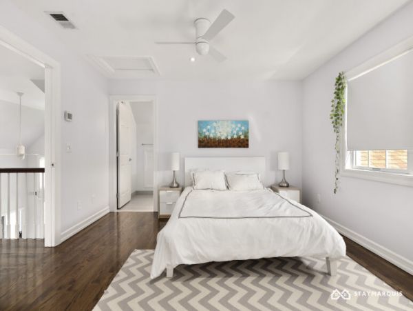 Hamptons Home 1020753