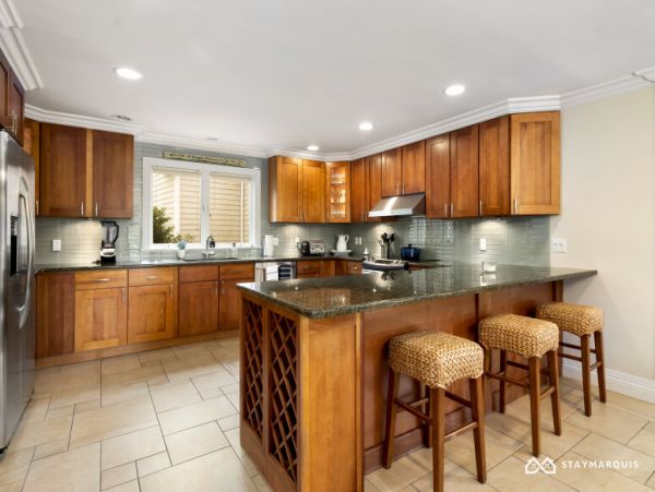 Hamptons Home 1020754