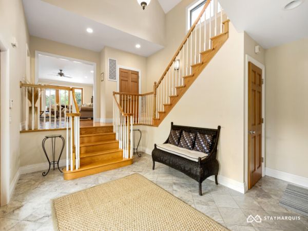Hamptons Home 1020754