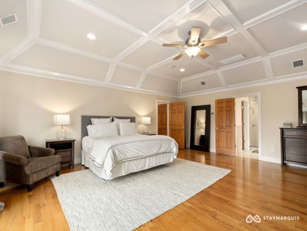 Hamptons Home 1020754