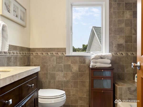 Hamptons Home 1020754