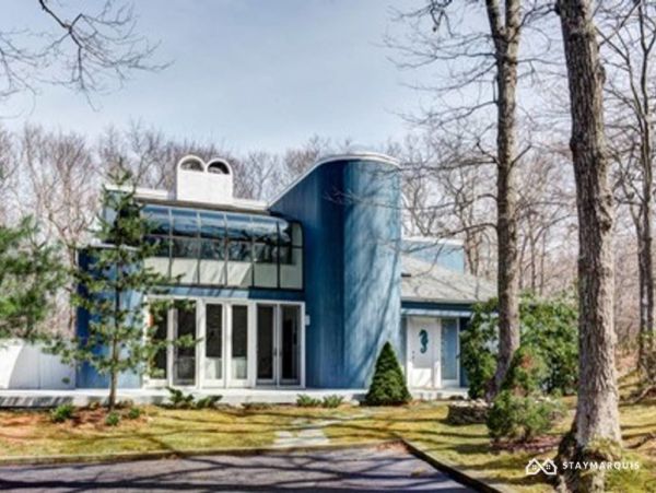 Hamptons Home 1020755