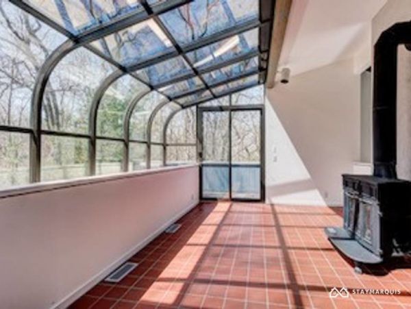 Hamptons Home 1020755