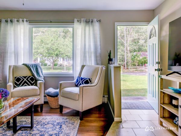 Hamptons Home 1020756