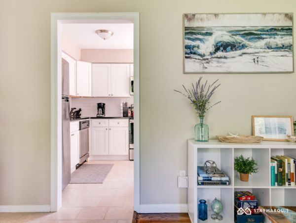 Hamptons Home 1020756