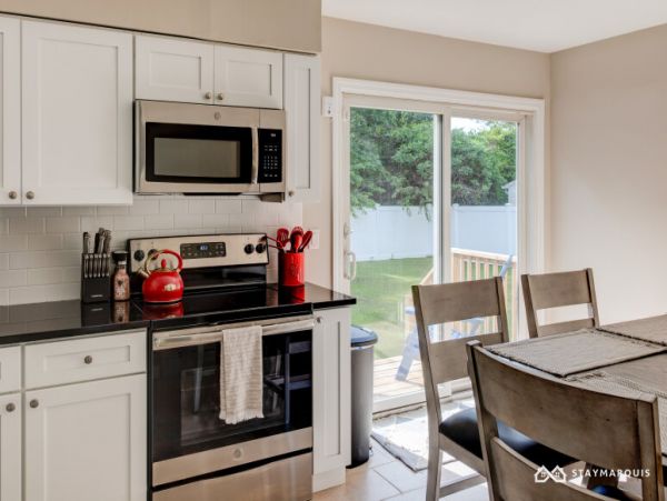 Hamptons Home 1020756