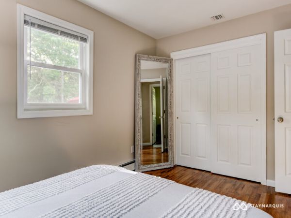 Hamptons Home 1020756