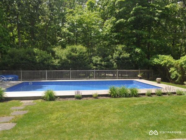 Hamptons Home 1020757