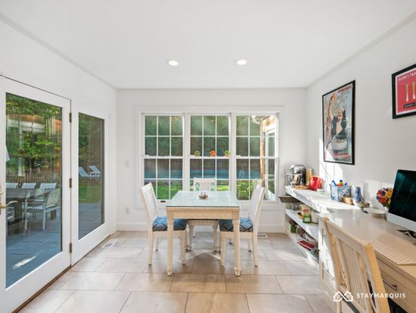 Hamptons Home 1020757