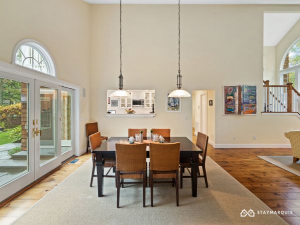 Hamptons Home 1020757
