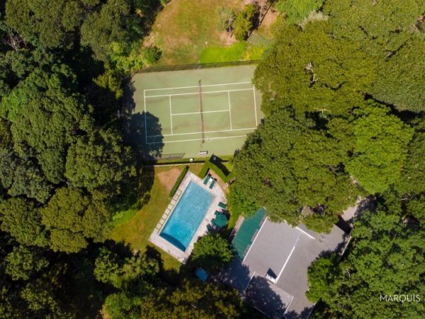 Hamptons Home 1020758