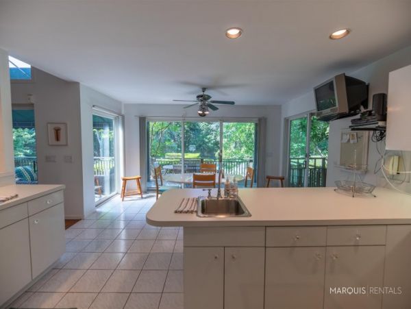 Hamptons Home 1020758