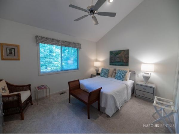 Hamptons Home 1020758