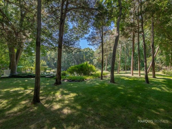 Hamptons Home 1020758